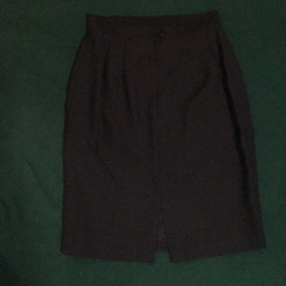 RINA ROSSI Suit - Picture 5 of 5